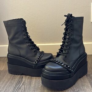 D’Amelio Footwear Platform Boots